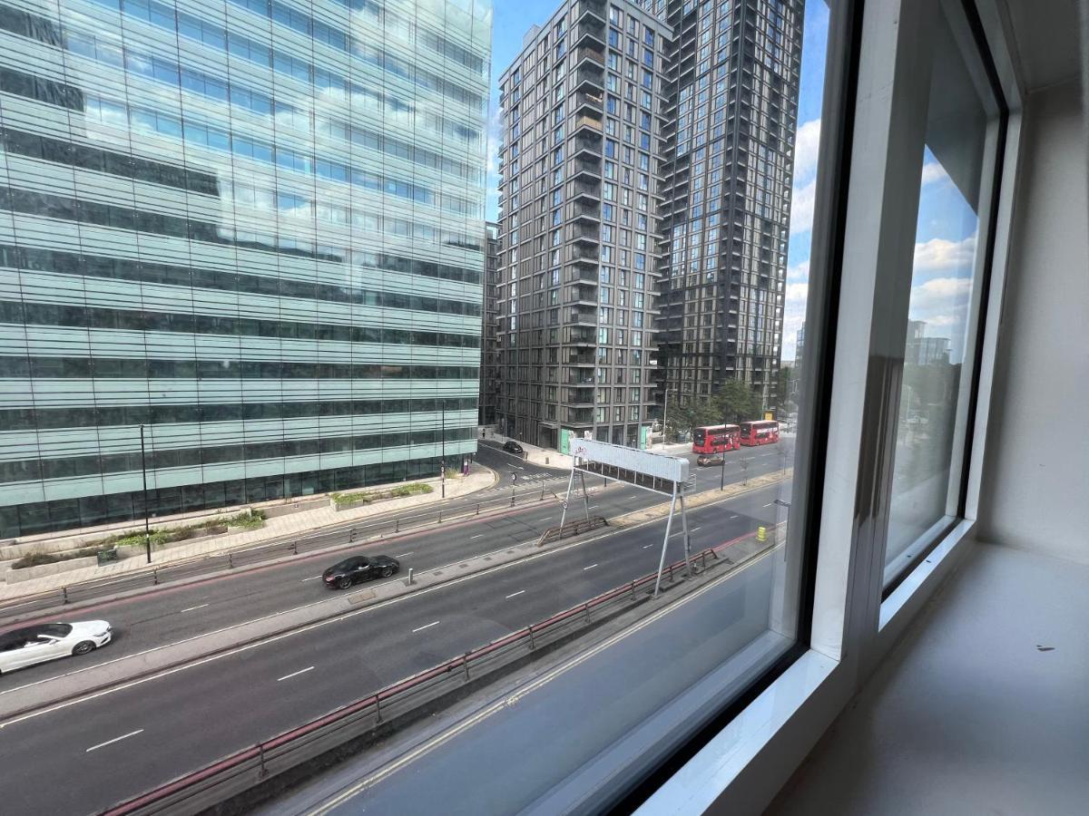 Lovely Apartment In The Centre Of Croydon Luaran gambar