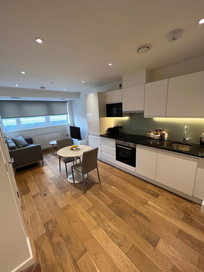 Lovely Apartment In The Centre Of Croydon Luaran gambar