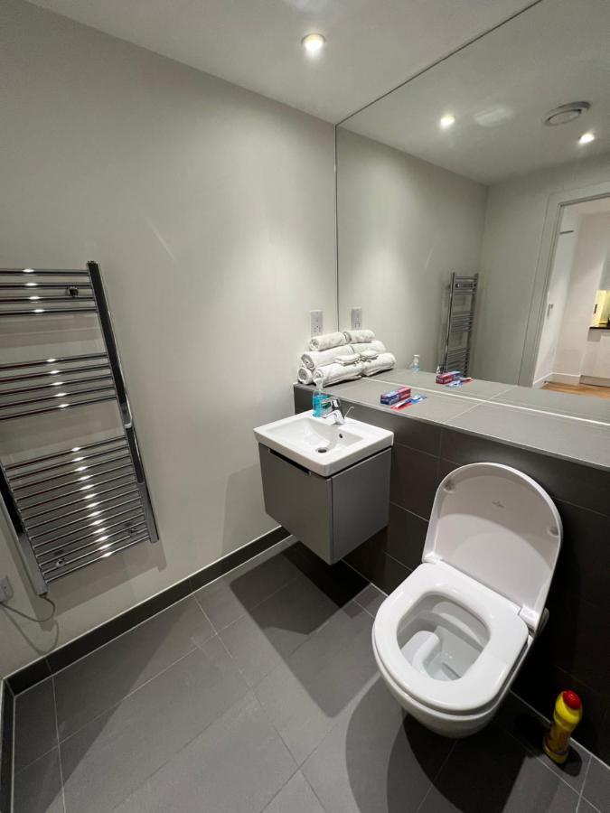 Lovely Apartment In The Centre Of Croydon Luaran gambar